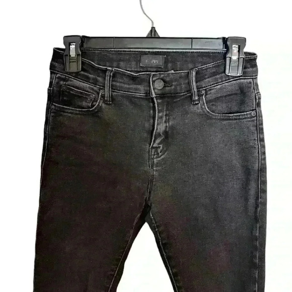 𝅺mother The Swooner Dagger Ankle Fray Black Jeans in Baa Baa Black Sheep Size 26 - Picture 4 of 12